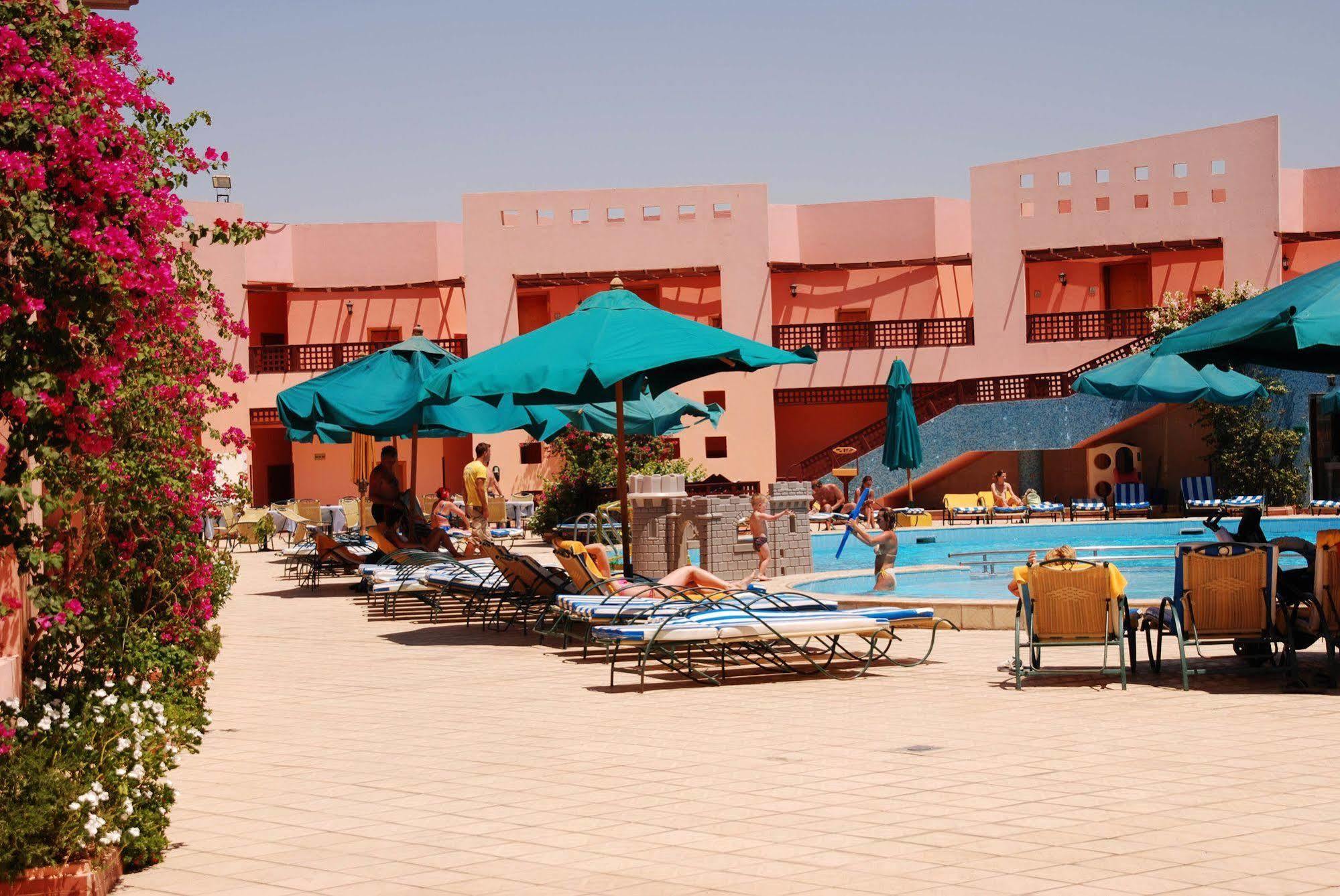 Blend Club Aqua Resort Hurghada Exterior foto